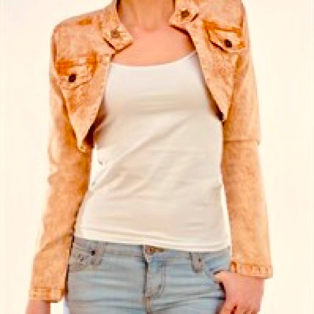 🔥Women’s cropped jacket WAREHOUSE SALE!!
